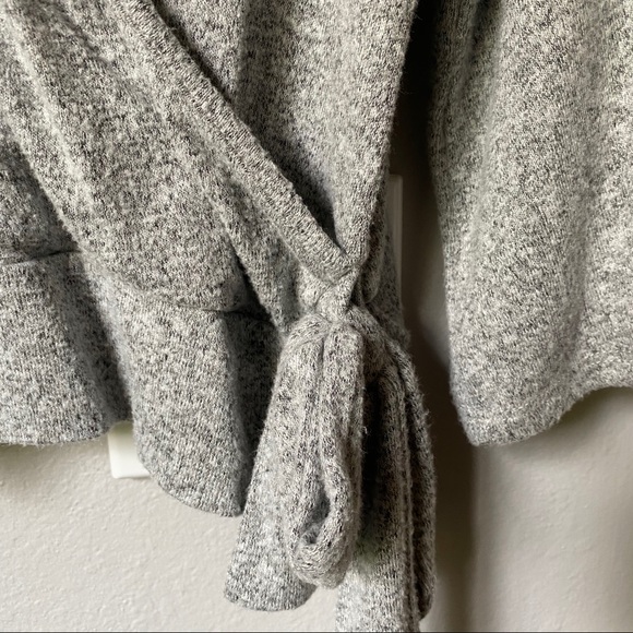 EUC Everly wrap sweater - Picture 3 of 6